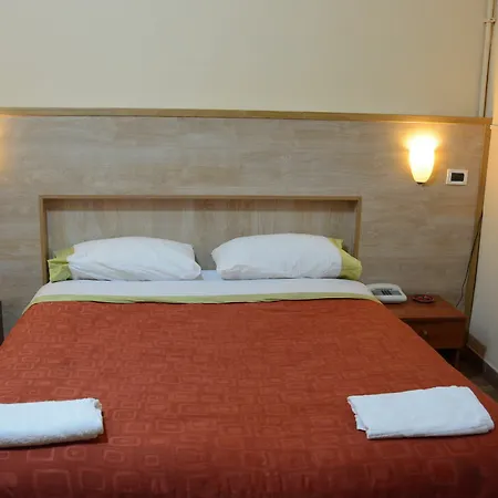 Royal 2* Genova